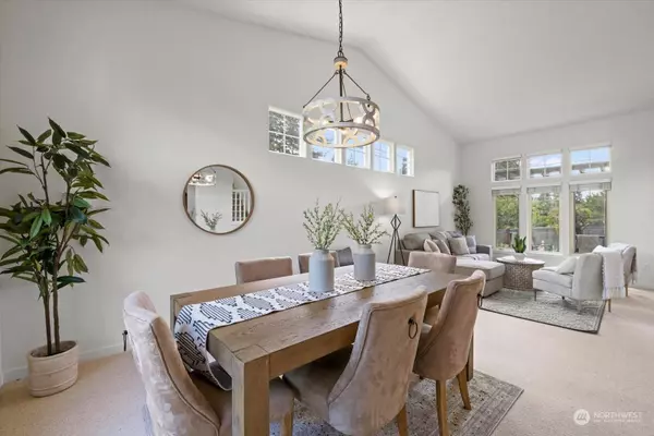 8257 NE 124th PL, Kirkland, WA 98034