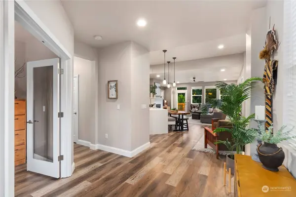 13429 Adair Creek WAY NE, Redmond, WA 98053