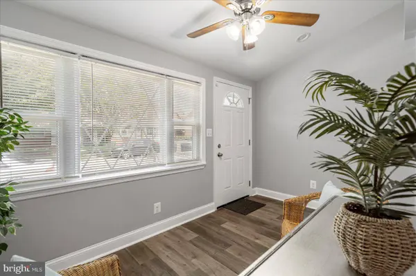 111 CARVER RD, Dundalk, MD 21222