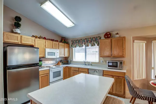 851 W SIERRA MADRE Avenue, Gilbert, AZ 85233