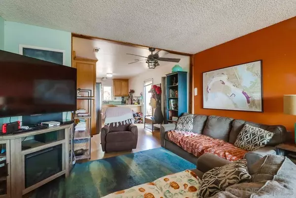 1748 Hanford Dr, San Diego, CA 92111