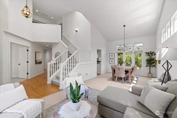 8257 NE 124th PL, Kirkland, WA 98034