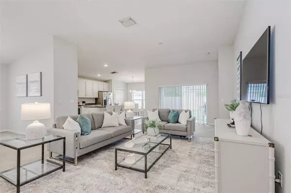 12615 SANDPINE RESERVE PL, Gibsonton, FL 33534