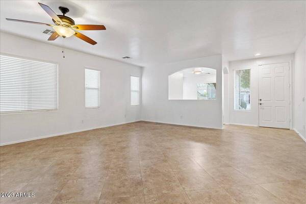 18517 W PORT AU PRINCE Lane, Surprise, AZ 85388