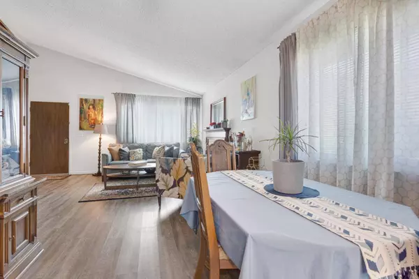 8265 Sunbird WAY, Sacramento, CA 95823