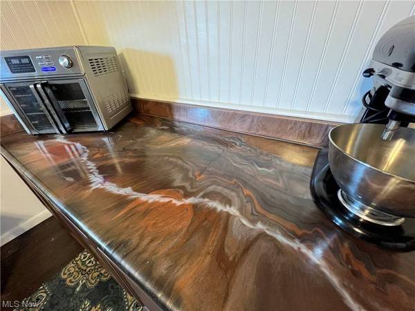 295 West ST, Mount Pleasant, OH 43939