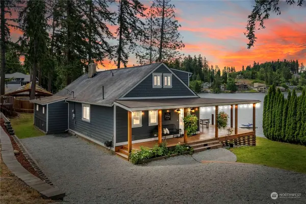 12414 Clear Lake North RD E, Eatonville, WA 98328