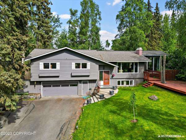 2505 Loussac DR, Anchorage, AK 99517