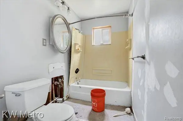 2161 COY Street, Ferndale, MI 48220