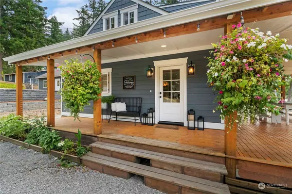 12414 Clear Lake North RD E, Eatonville, WA 98328