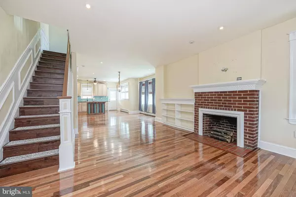 7017-19 GLENLOCH ST, Philadelphia, PA 19135