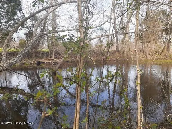 402 Highway 823, Webster, KY 40176