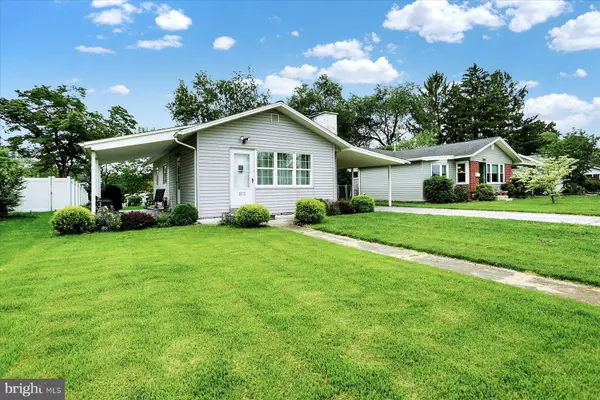 1173 SHOREHAM RD, Camp Hill, PA 17011