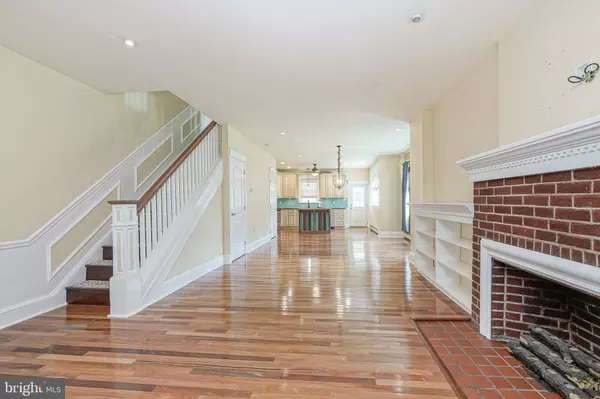 7017-19 GLENLOCH ST, Philadelphia, PA 19135