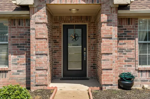 10323 Linda Circle, Forney, TX 75126