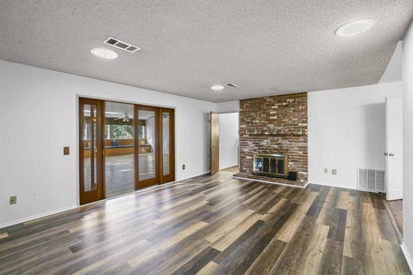 1622 E Mission RD, Fallbrook, CA 92028