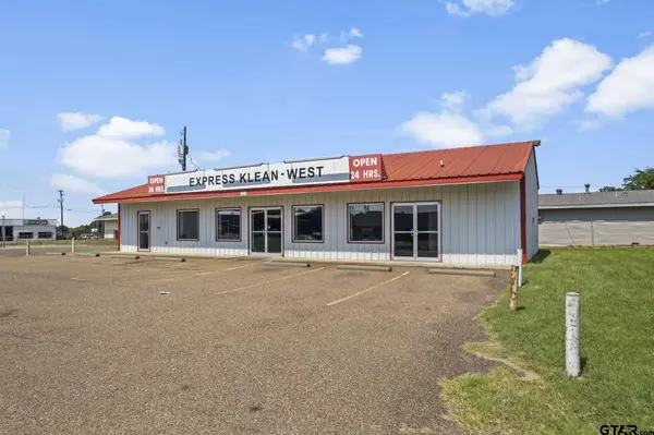 1416 N Edwards, Mt Pleasant, TX 75455