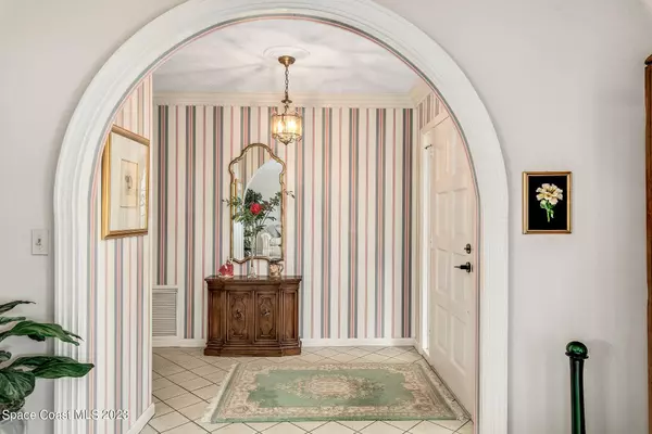 240 Venice Court, Satellite Beach, FL 32937