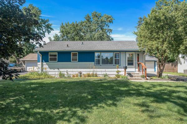 2424 W 70 1/2 ST, Richfield, MN 55423
