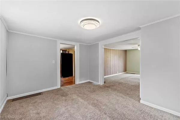 3148 S Cleveland Massillon RD, Norton, OH 44203