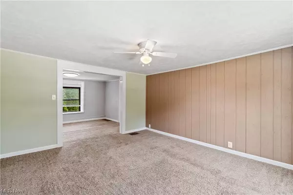 3148 S Cleveland Massillon RD, Norton, OH 44203