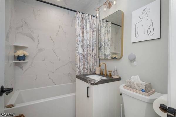 9 Erie Ave, Rockaway Twp., NJ 07866