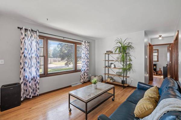 2424 W 70 1/2 ST, Richfield, MN 55423