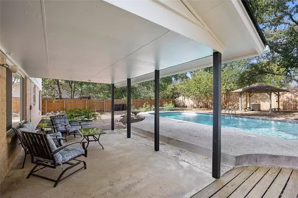 1204 Saint Williams Ave, Round Rock, TX 78681