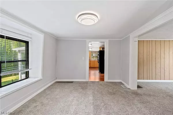 3148 S Cleveland Massillon RD, Norton, OH 44203