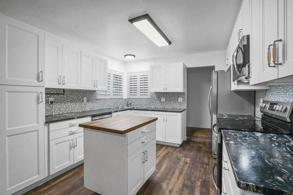 1622 E Mission RD, Fallbrook, CA 92028