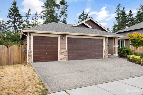 1099 NW Longview DR, Oak Harbor, WA 98277