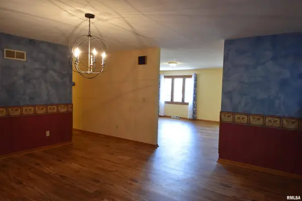 4814 W PENDLETON PL, Peoria, IL 61615