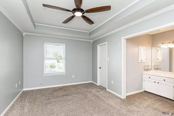 15630 SHENANDOAH SQUARE AVE, Baton Rouge, LA 70817