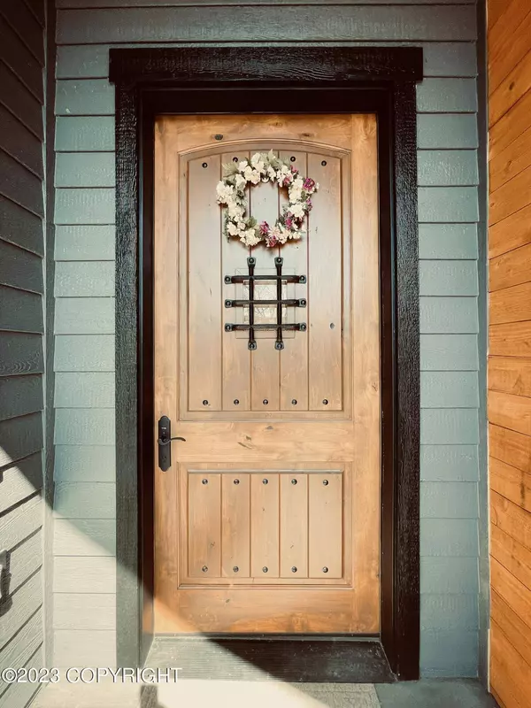 14345 Canyon RD, Anchorage, AK 99516