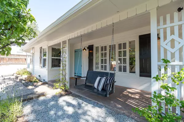 104 Bernhard AVE, Sonoma, CA 95476