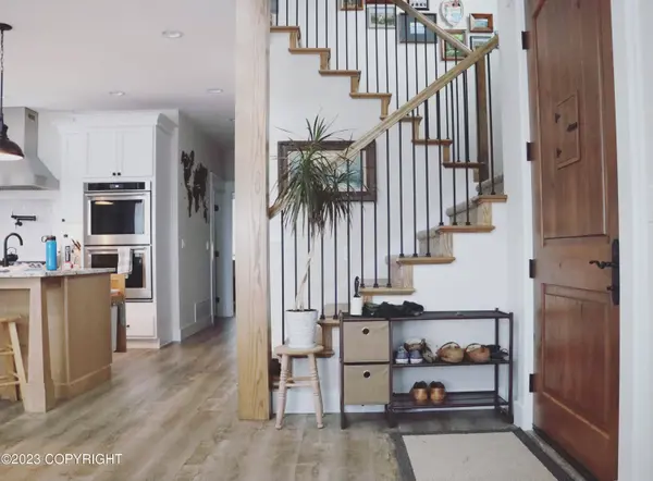 14345 Canyon RD, Anchorage, AK 99516