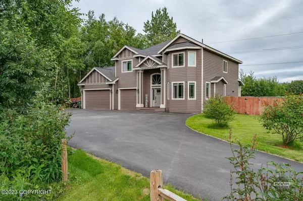 10745 E Meadowlark CIR, Palmer, AK 99645