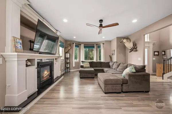 10745 E Meadowlark CIR, Palmer, AK 99645