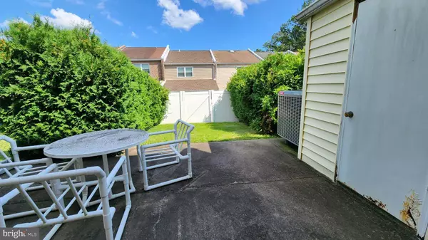 5111 INLET DR, Bensalem, PA 19020