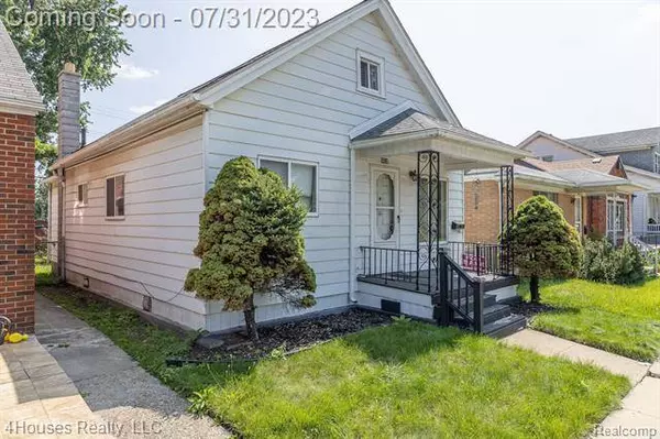 5038 TROWBRIDGE Street, Hamtramck, MI 48212