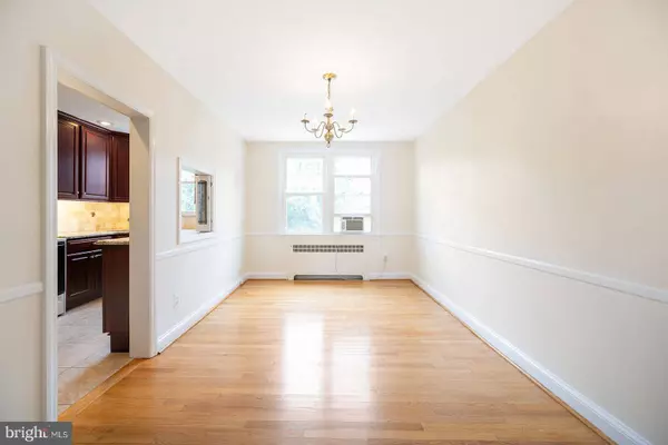 231 SAINT LAURENCE RD, Upper Darby, PA 19082