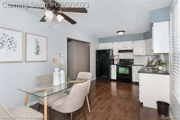 1014 BENTLEY Drive, Monroe, MI 48162