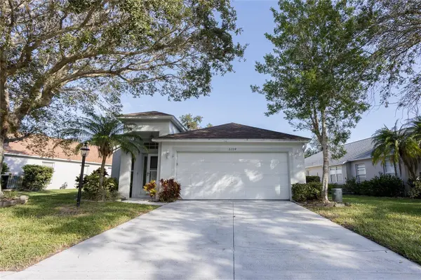 6334 YELLOWTOP DR, Lakewood Ranch, FL 34202