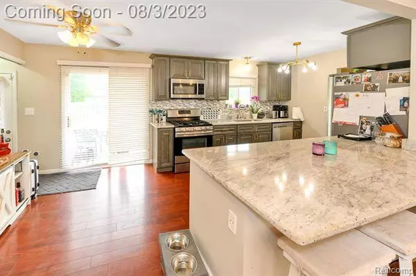 46165 Dequindre Road, Rochester Hills, MI 48307