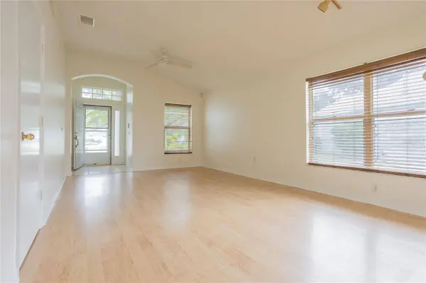 6334 YELLOWTOP DR, Lakewood Ranch, FL 34202