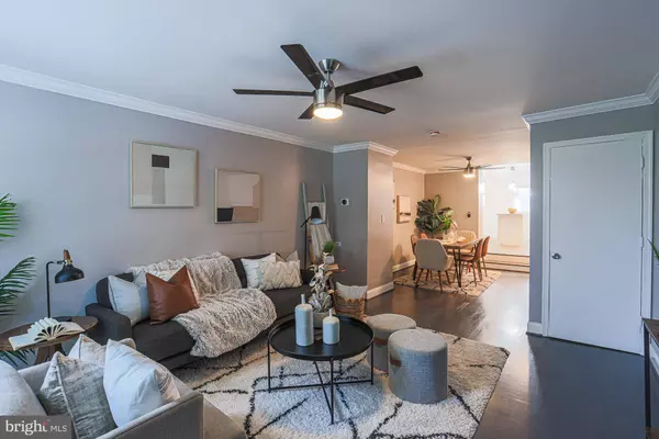 13 N WASHINGTON ST, Baltimore, MD 21231