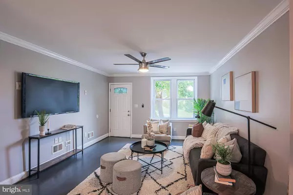 13 N WASHINGTON ST, Baltimore, MD 21231