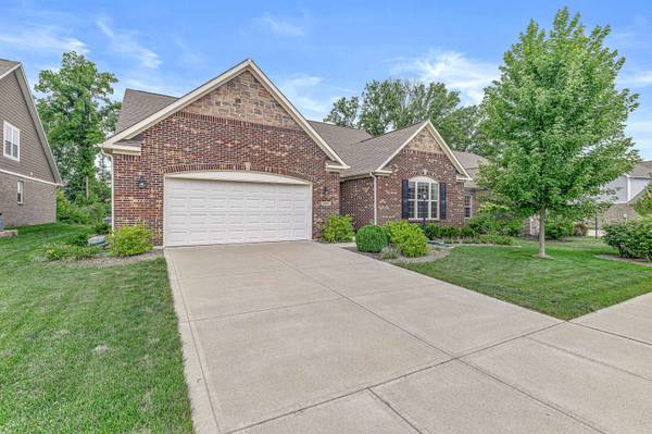 6280 Burgin DR, Whitestown, IN 46075