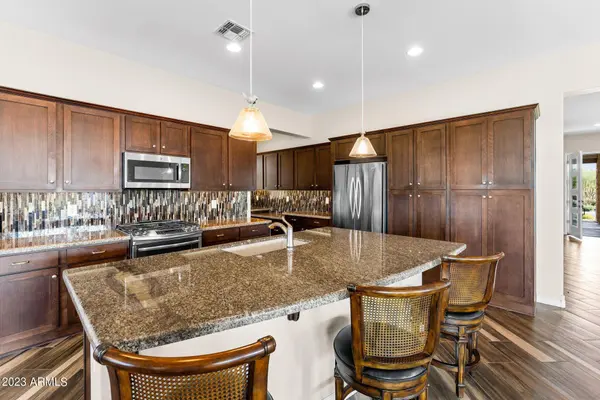 3355 BIG SKY Drive, Wickenburg, AZ 85390