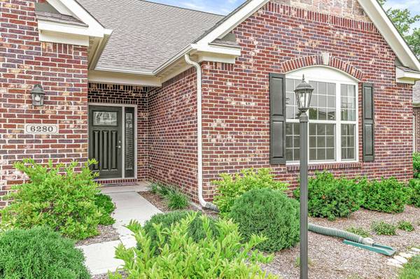 6280 Burgin DR, Whitestown, IN 46075